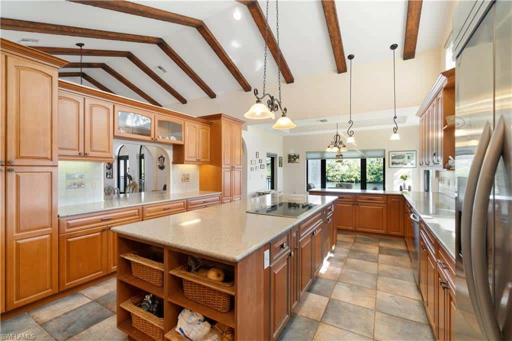 27557 Shore Dr, Bonita Springs, photo 6