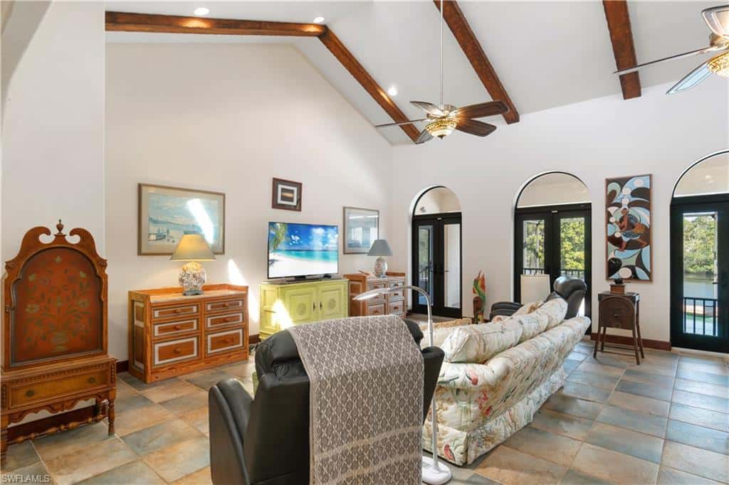 27557 Shore Dr, Bonita Springs, photo 17
