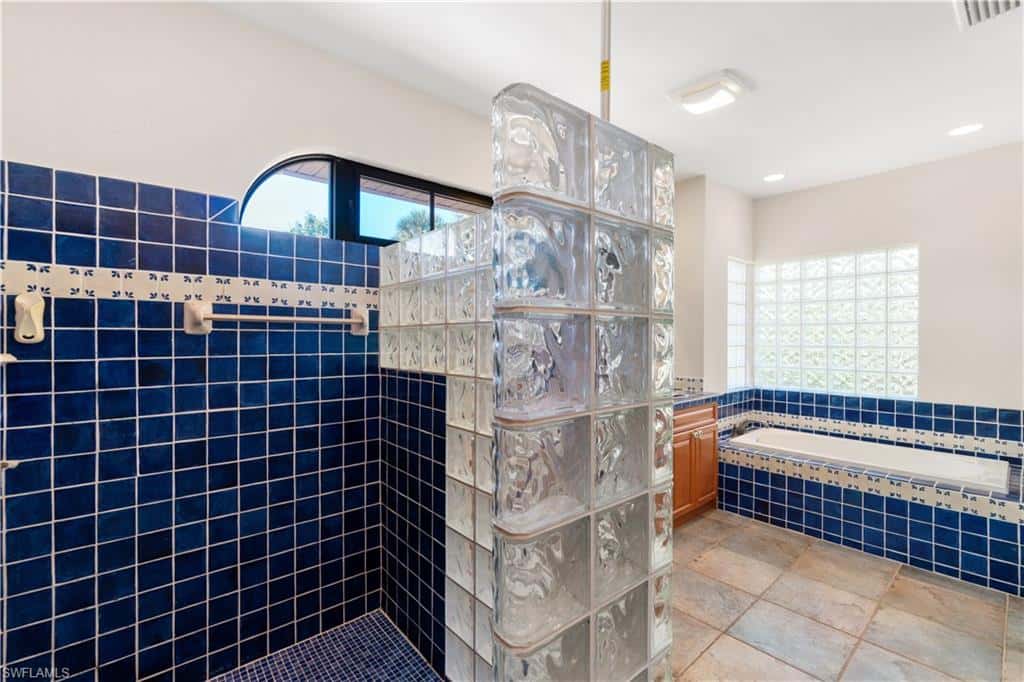 27557 Shore Dr, Bonita Springs, photo 26