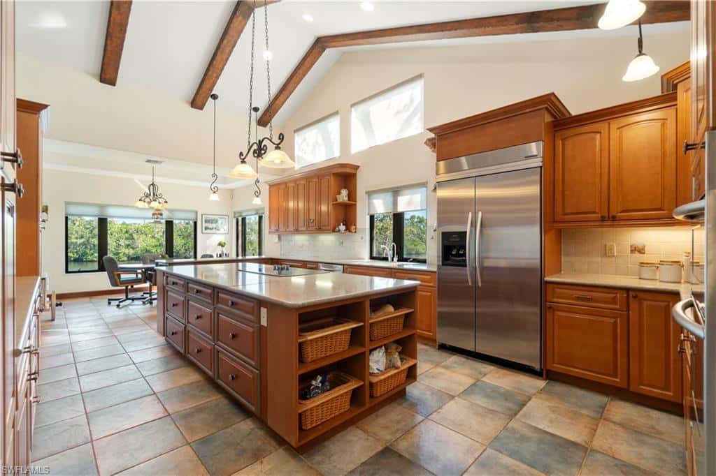 27557 Shore Dr, Bonita Springs, photo 5