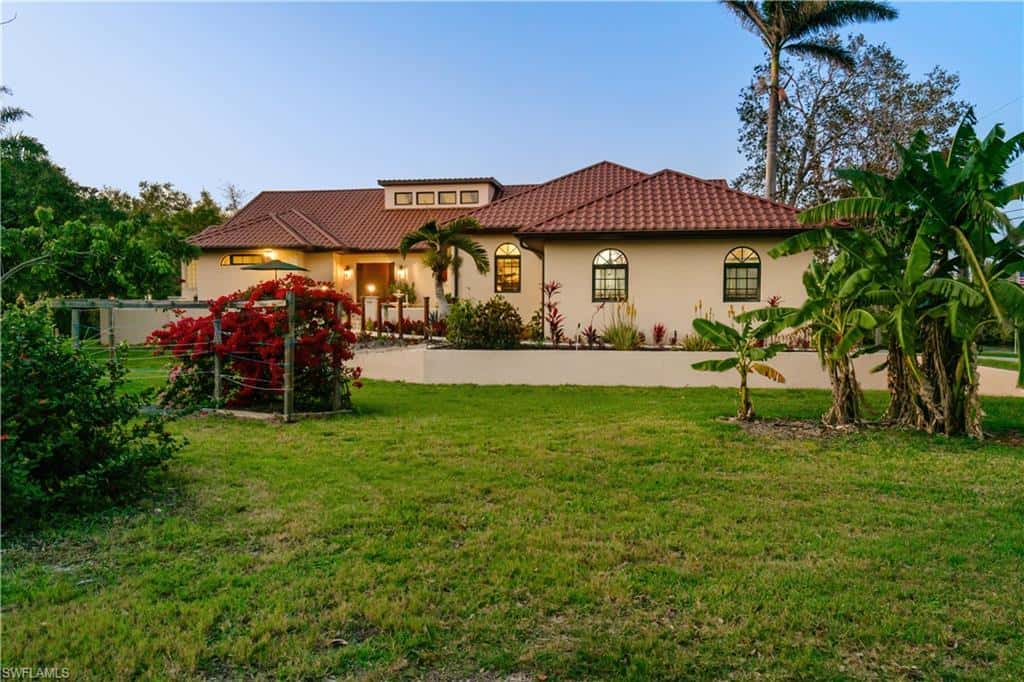 27557 Shore Dr, Bonita Springs, photo 38
