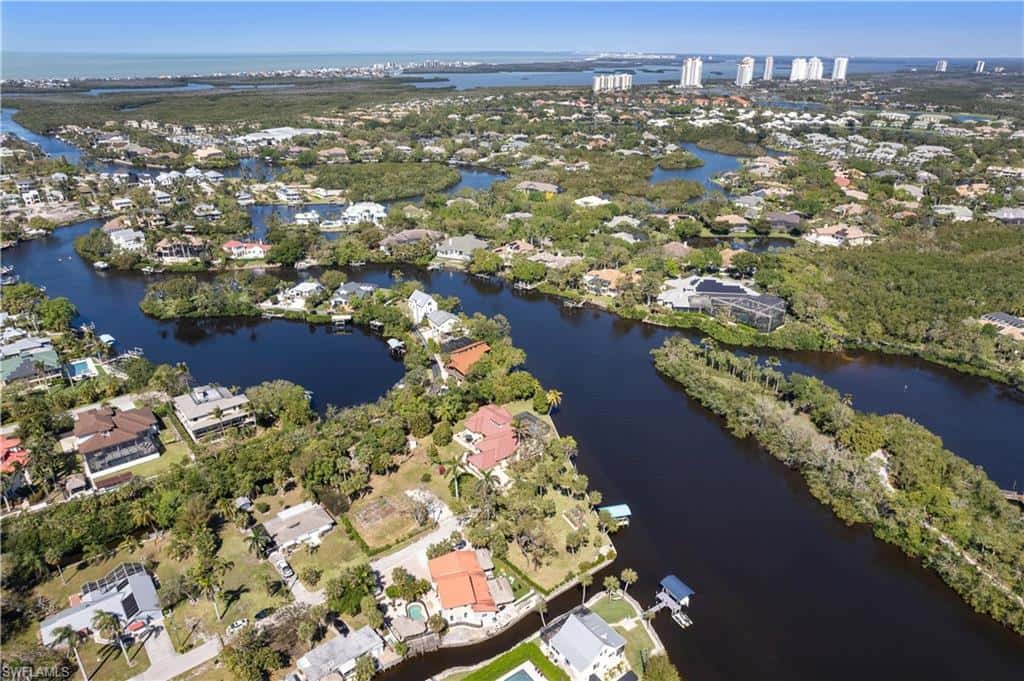 27557 Shore Dr, Bonita Springs, photo 41