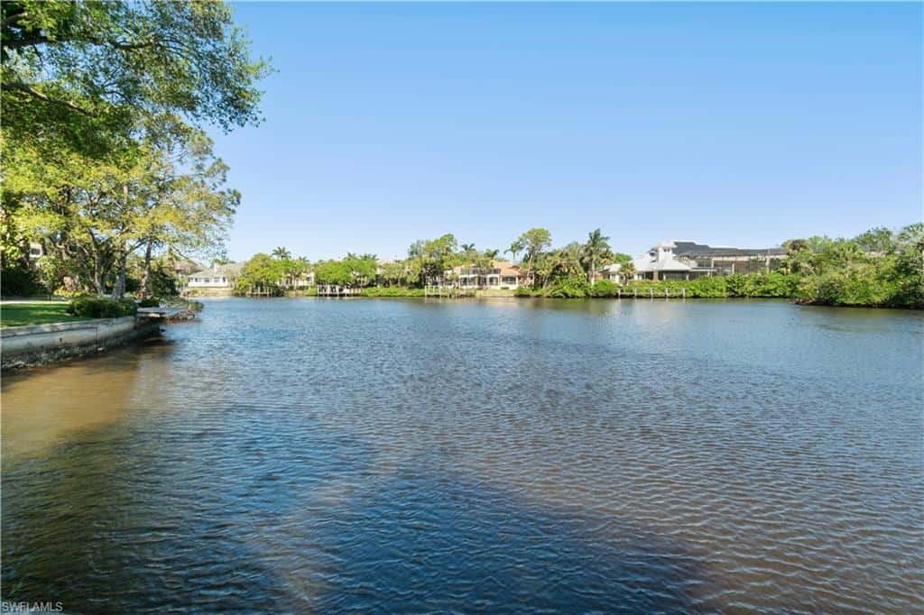 27557 Shore Dr, Bonita Springs, photo 8