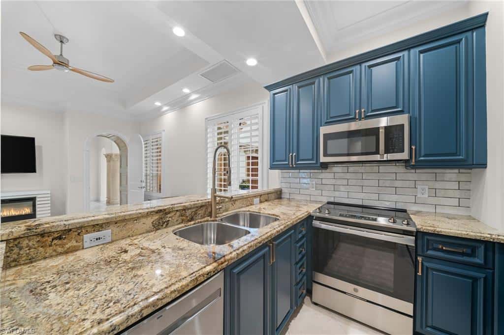 1560 Osprey Ave, Naples, photo 38