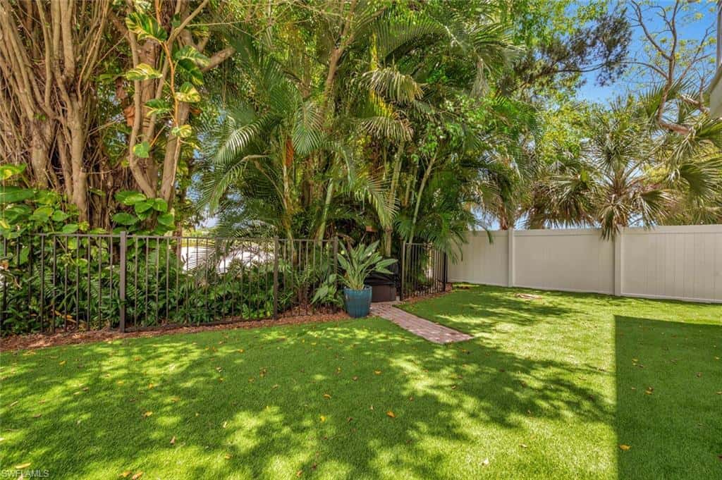 200 Burning Tree Dr, Naples, photo 42