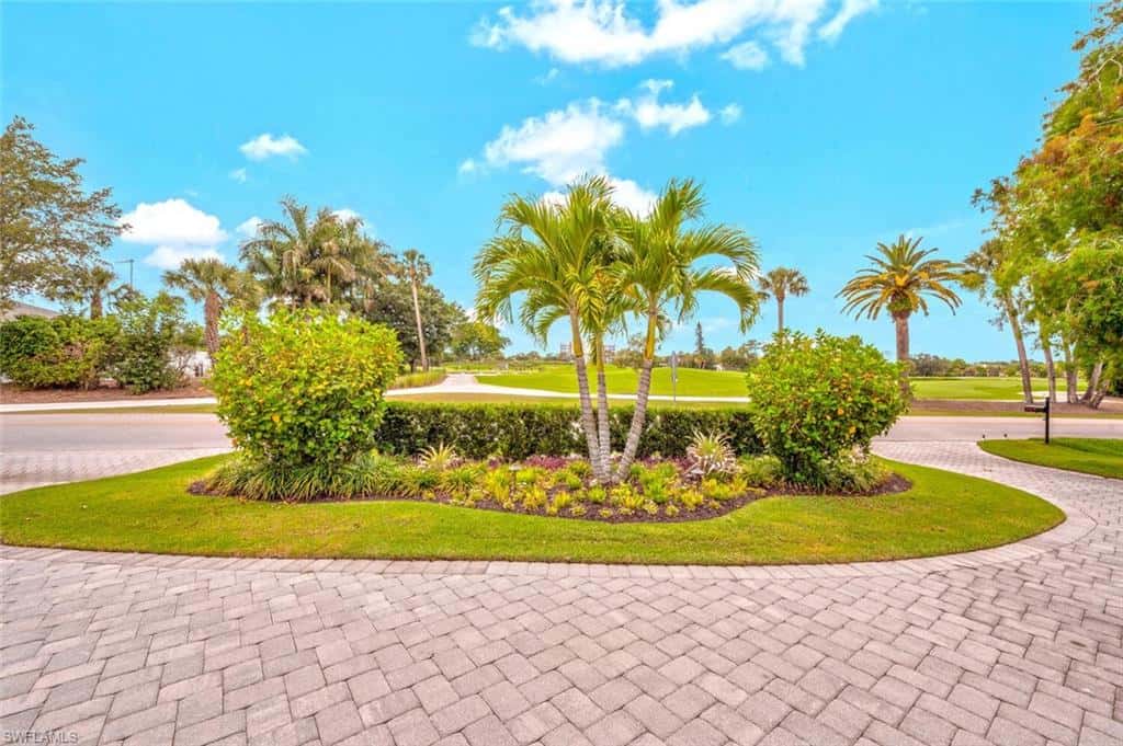 200 Burning Tree Dr, Naples, photo 47