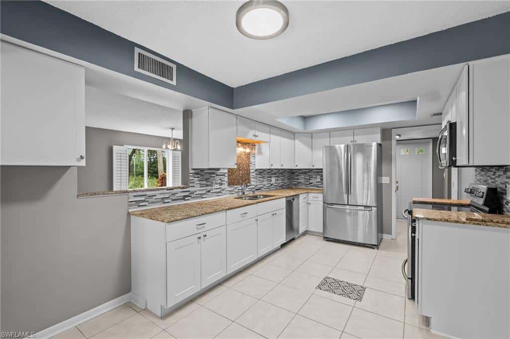 250 Palm River Blvd #b102, Naples, photo 8