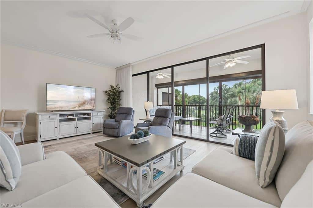 7024 Pelican Bay Blvd #201, Naples, photo 6