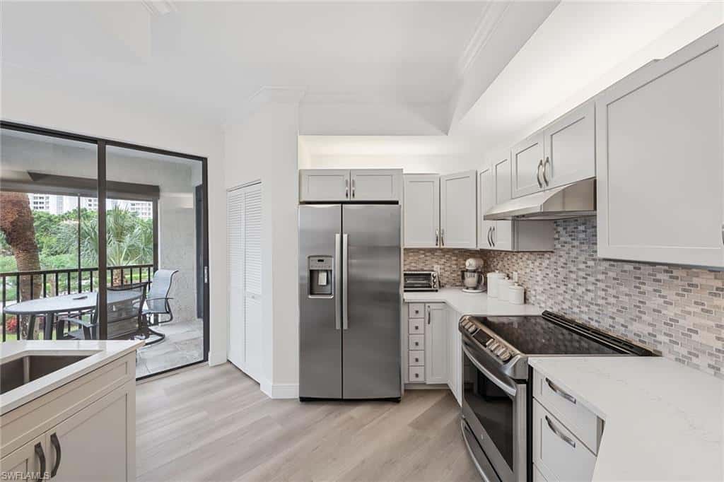 7024 Pelican Bay Blvd #201, Naples, photo 16