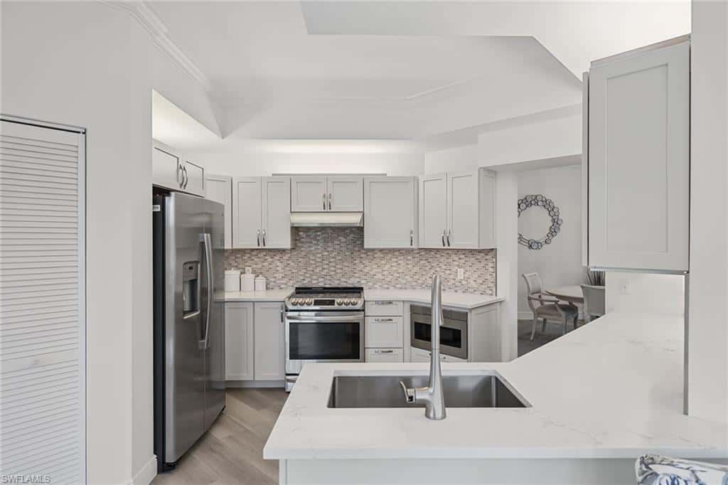 7024 Pelican Bay Blvd #201, Naples, photo 12