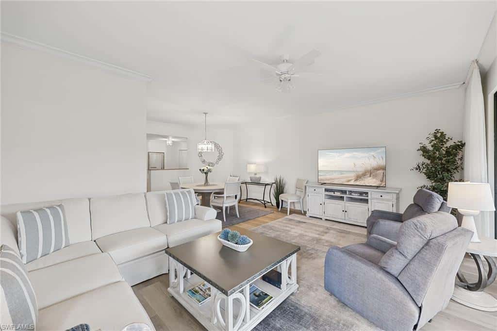 7024 Pelican Bay Blvd #201, Naples, photo 9