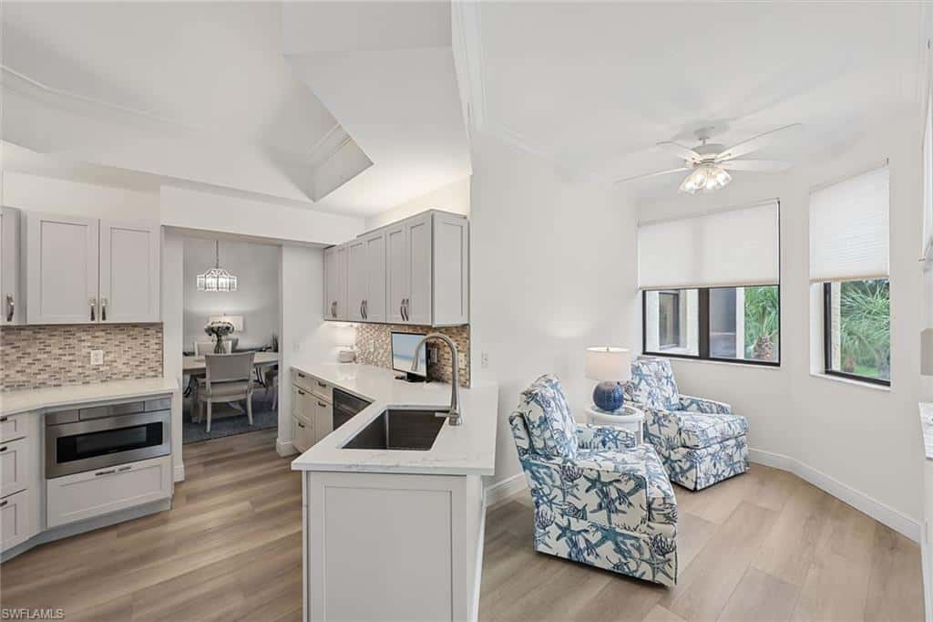 7024 Pelican Bay Blvd #201, Naples, photo 14