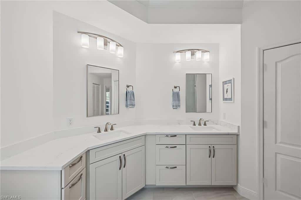 7024 Pelican Bay Blvd #201, Naples, photo 19