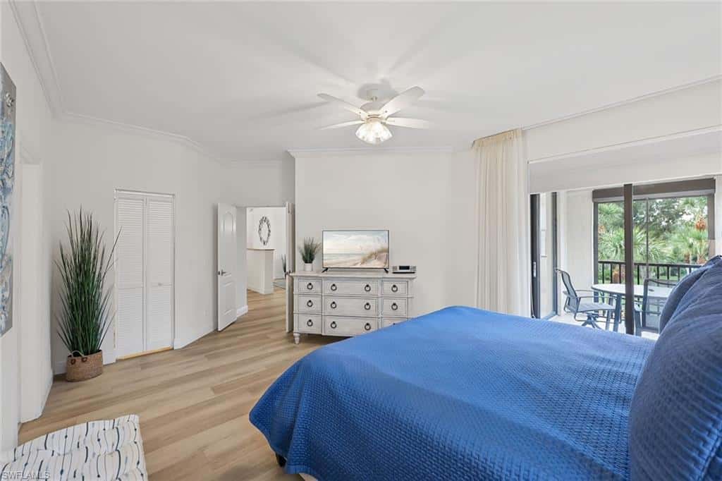 7024 Pelican Bay Blvd #201, Naples, photo 21
