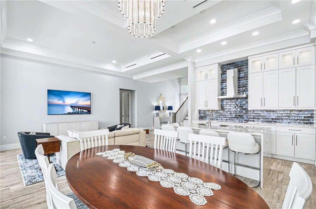 62 Dolphin Cir, Naples, photo 5