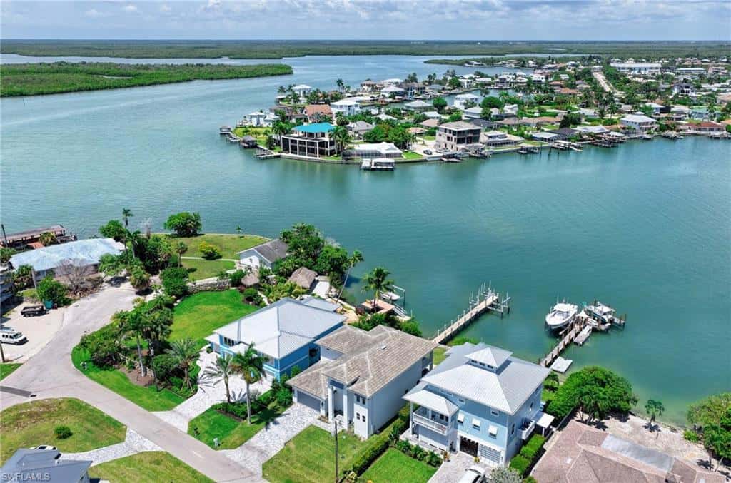 62 Dolphin Cir, Naples, photo 37