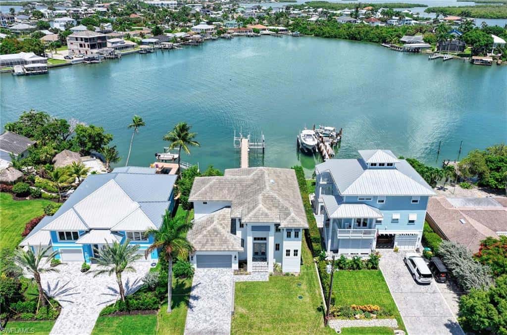 62 Dolphin Cir, Naples, photo 35