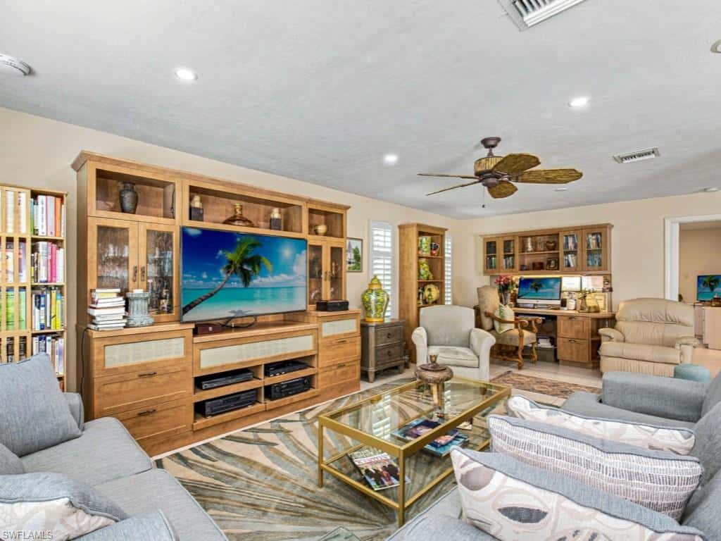 394 Bay Meadows Dr, Naples, photo 13