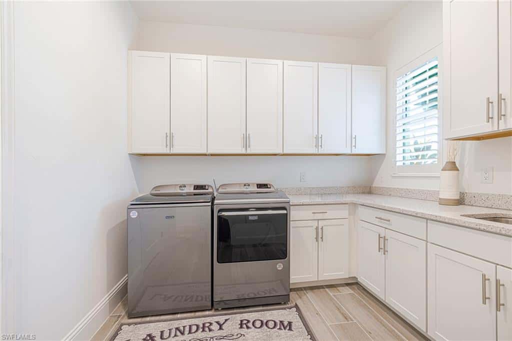 14244 Laguna Springs Ln, Naples, photo 24