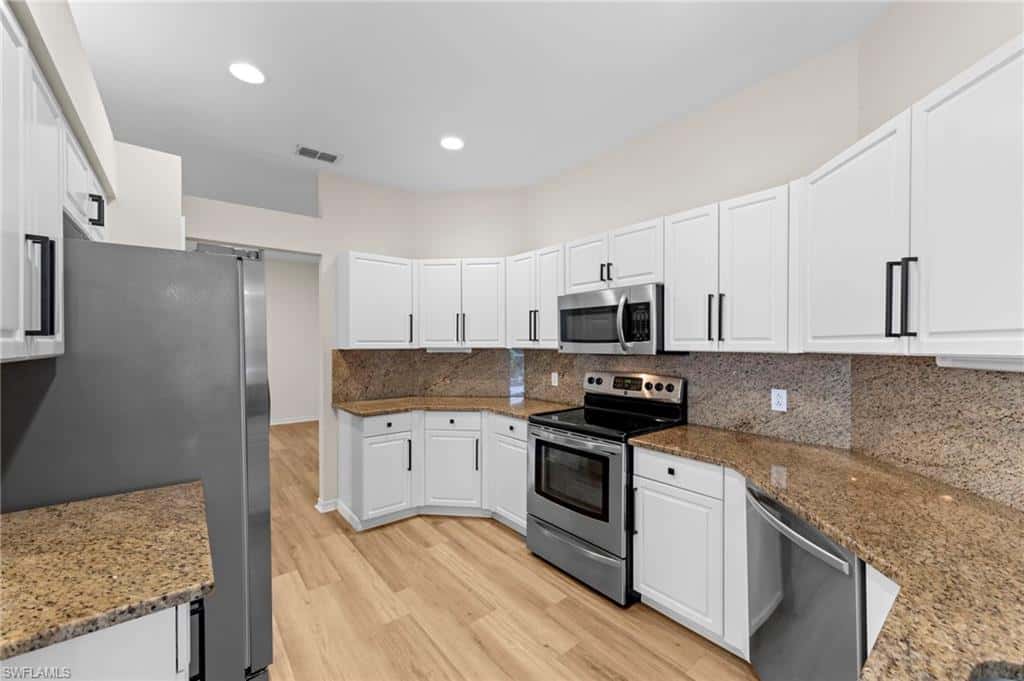 168 Livermore Ln, Naples, photo 6
