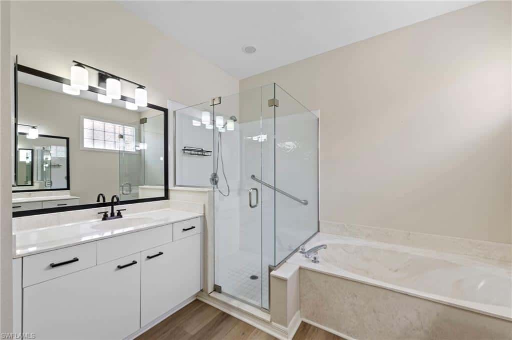 168 Livermore Ln, Naples, photo 9