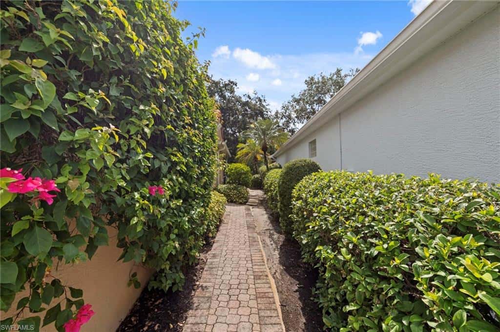 168 Livermore Ln, Naples, photo 29