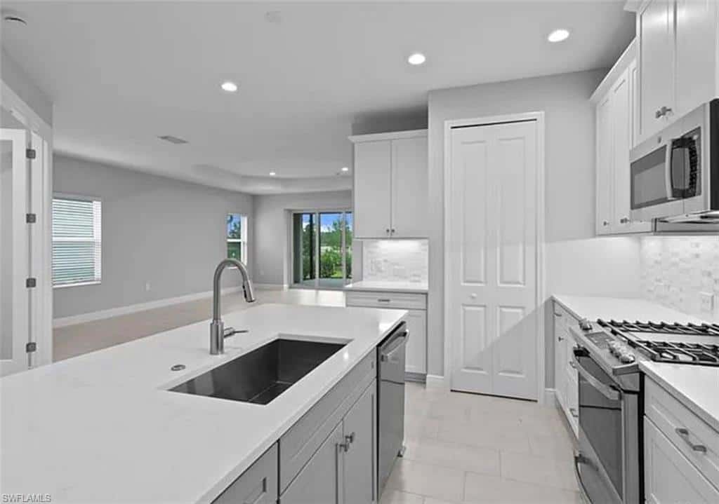 4636 Skysail Dr, Naples, photo 8
