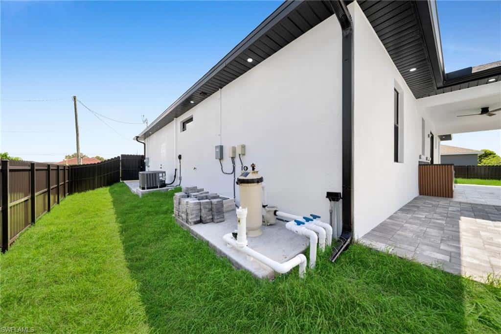 1408 Nelson Rd, Cape Coral, photo 33