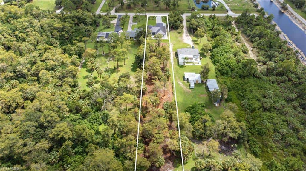 887 6th St, Naples, photo 32
