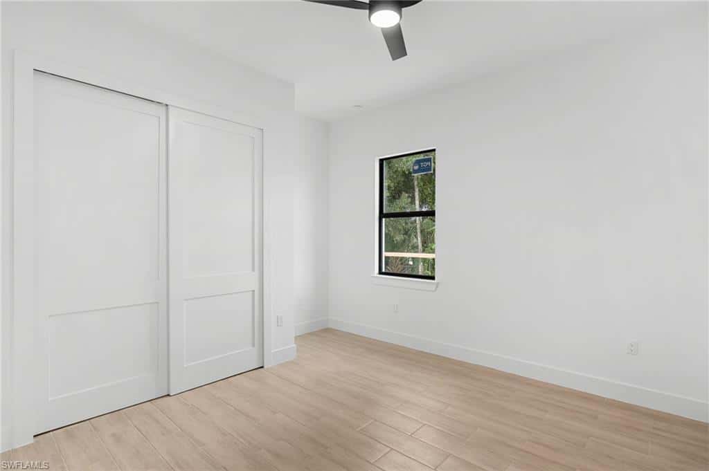 887 6th St, Naples, photo 18