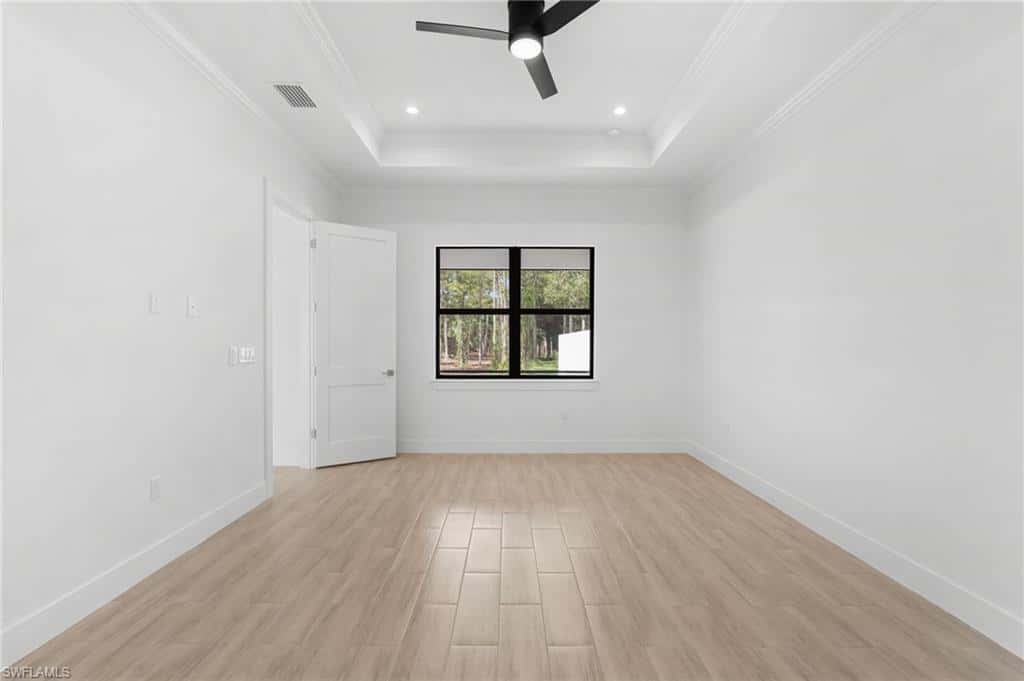887 6th St, Naples, photo 15
