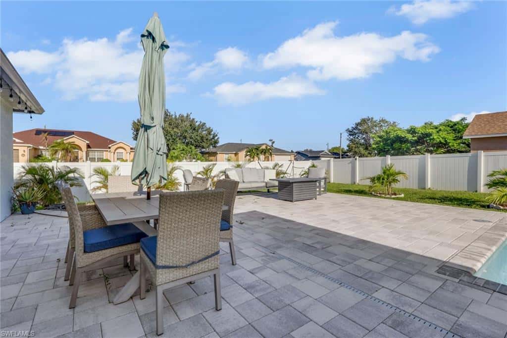 327 31st St, Cape Coral, photo 23