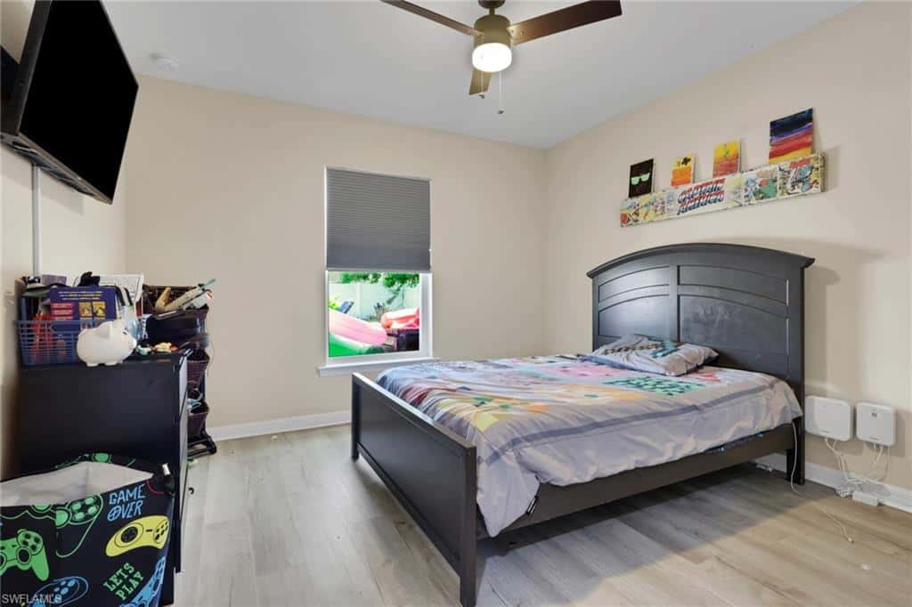 327 31st St, Cape Coral, photo 16