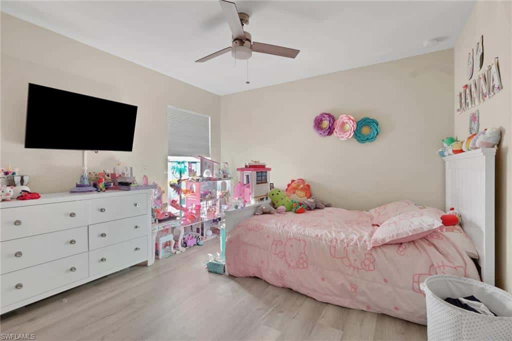 327 31st St, Cape Coral, photo 18