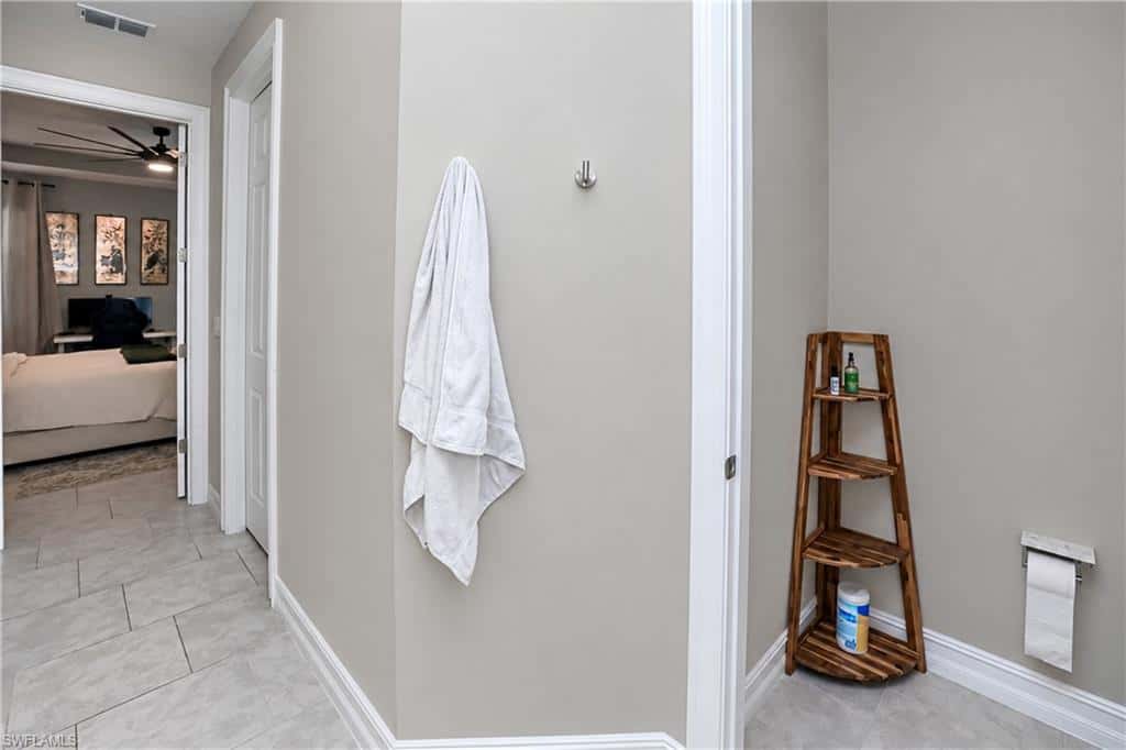 113 33rd Pl, Cape Coral, photo 18