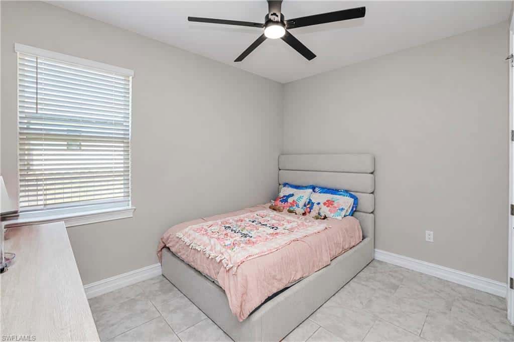 113 33rd Pl, Cape Coral, photo 21