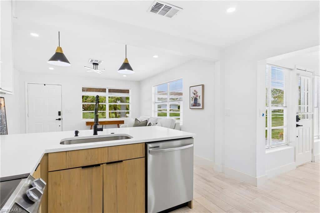 2926 Holly Rd, Fort Myers, photo 15