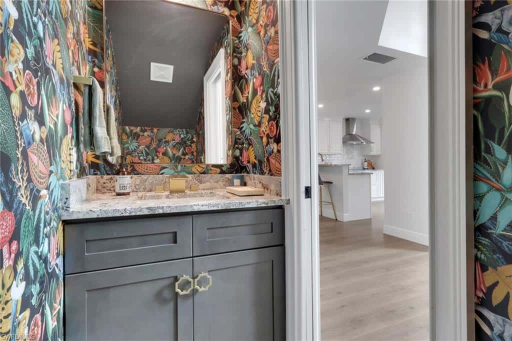27131 Oakwood Lake Dr, Bonita Springs, photo 16