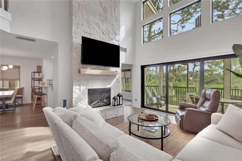 27131 Oakwood Lake Dr, Bonita Springs, photo 12