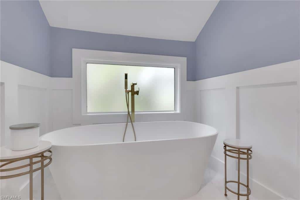 27131 Oakwood Lake Dr, Bonita Springs, photo 30
