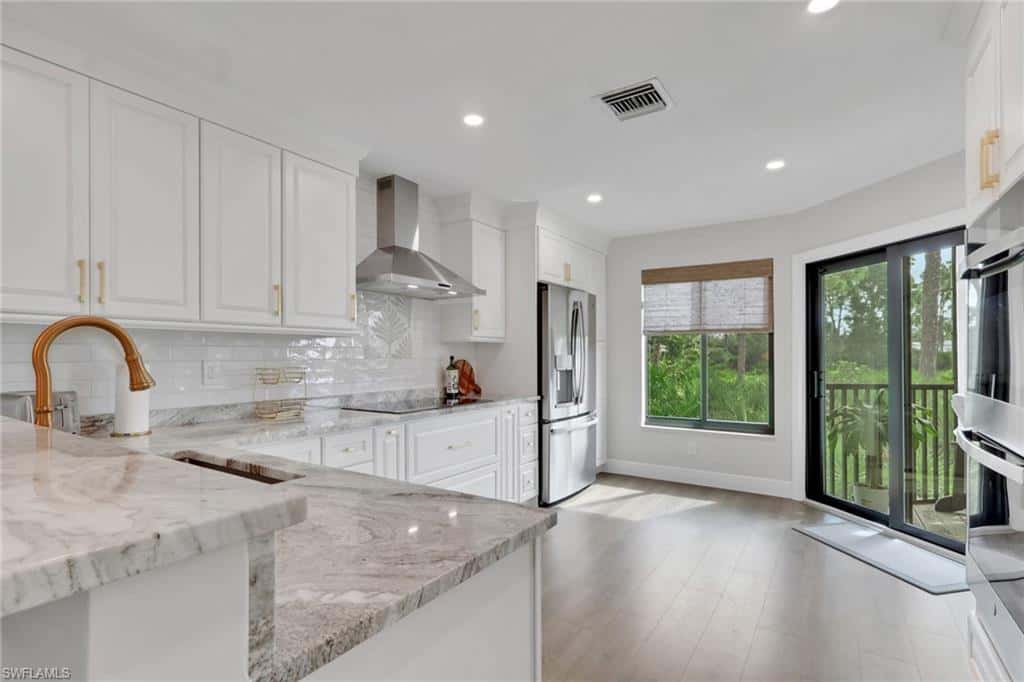 27131 Oakwood Lake Dr, Bonita Springs, photo 4