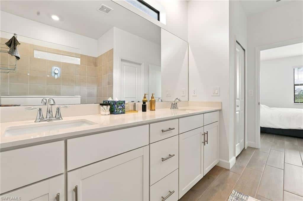20733 Napa Loop, Estero, photo 6