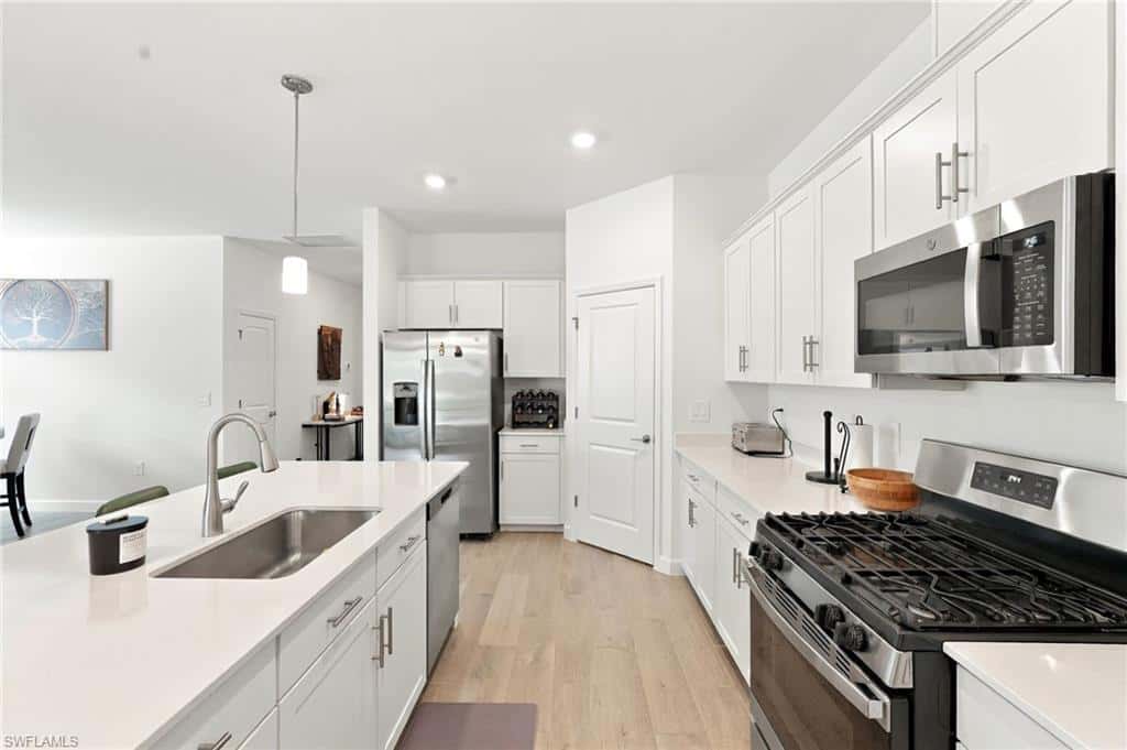 20733 Napa Loop, Estero, photo 21
