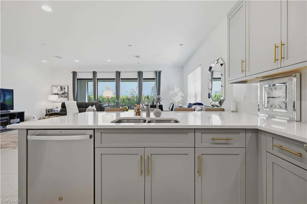 12219 Red Pine Pl, Estero, photo 12
