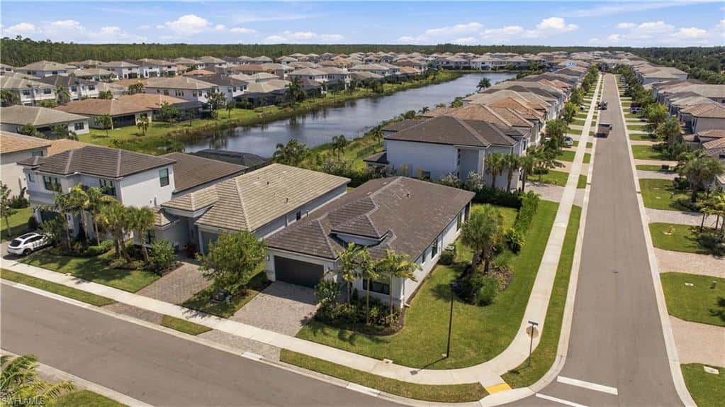 12219 Red Pine Pl, Estero, photo 4