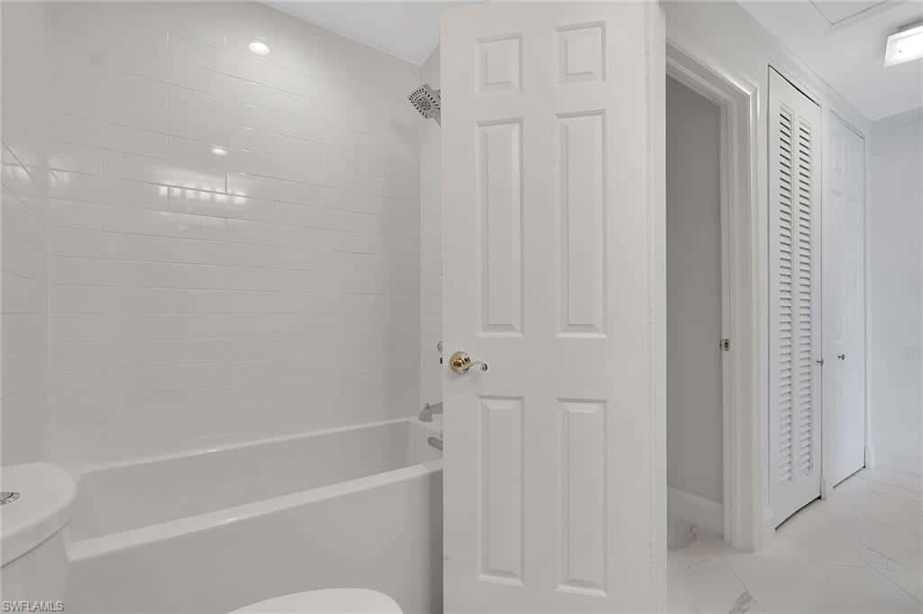 625 Beachwalk Cir #g203, Naples, photo 13