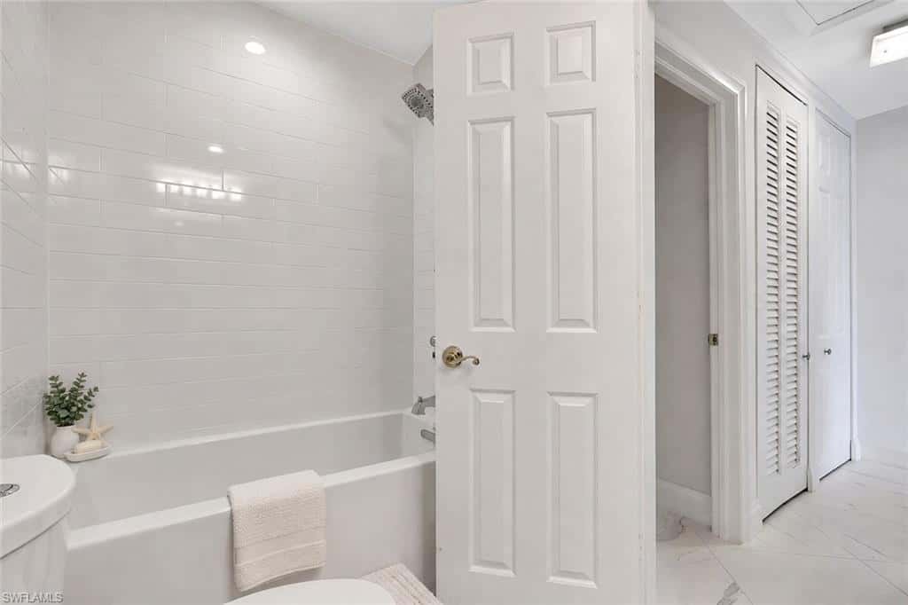 625 Beachwalk Cir #g203, Naples, photo 31