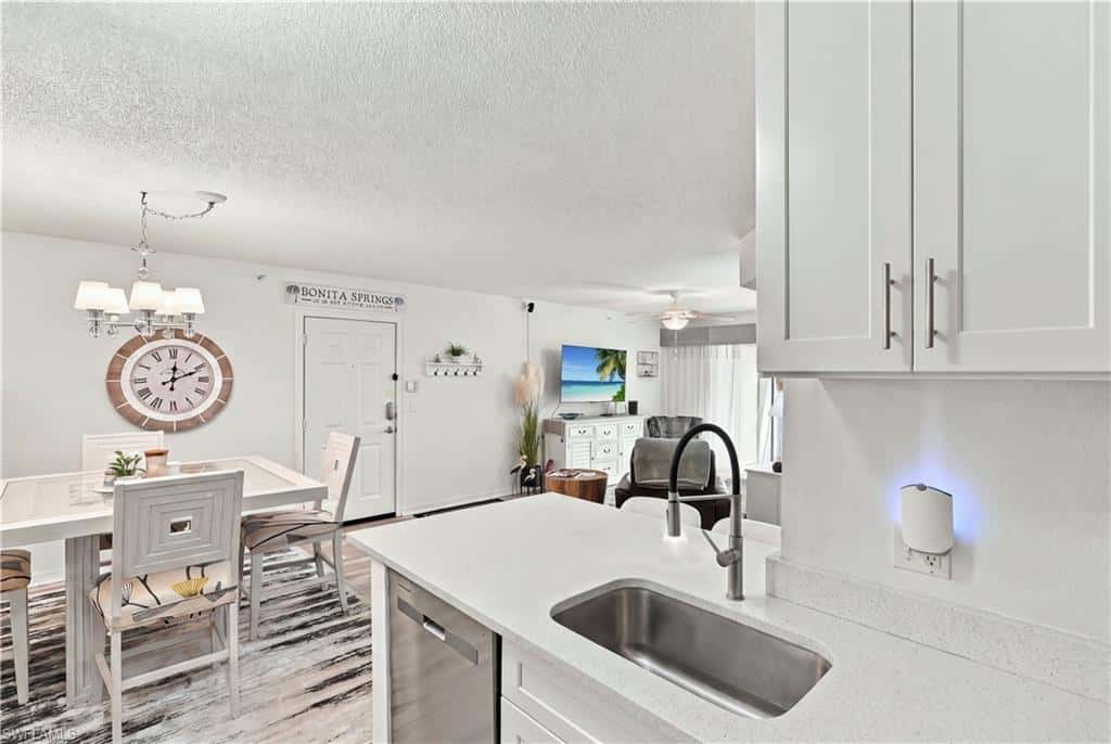 8960 Colonnades Ct #915, Bonita Springs, photo 12