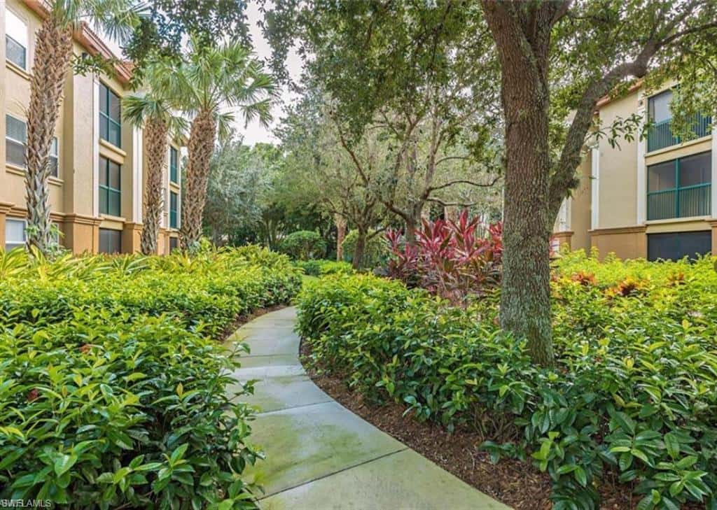 8960 Colonnades Ct #915, Bonita Springs, photo 21