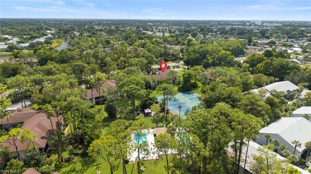 1833 Courtyard Way #105, Naples, photo 32